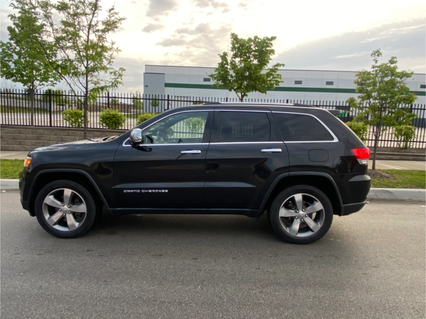 2014 JEEP GRAND CHEROKEE - photo 3