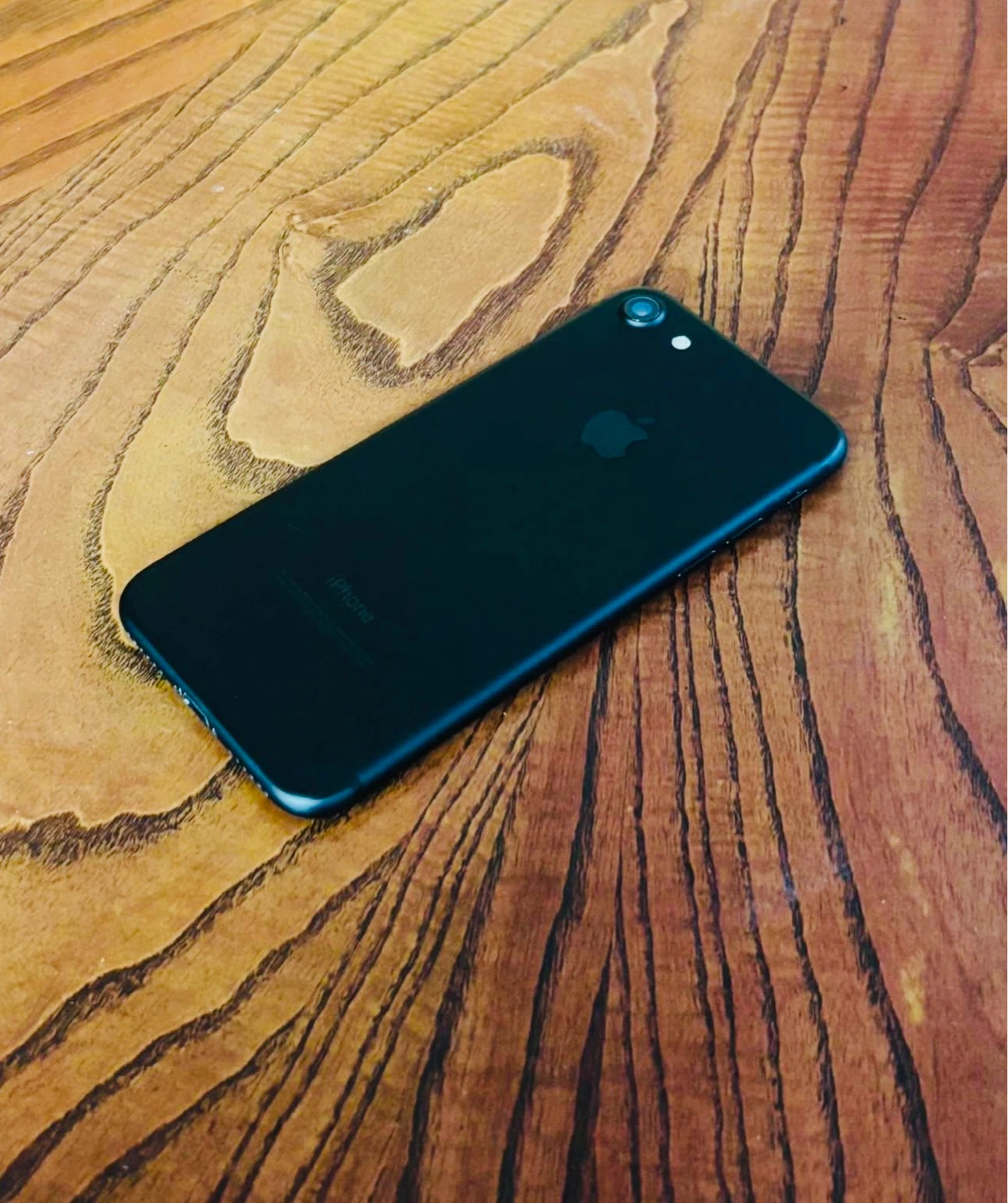 Apple iPhone 7 - 32GB - Black