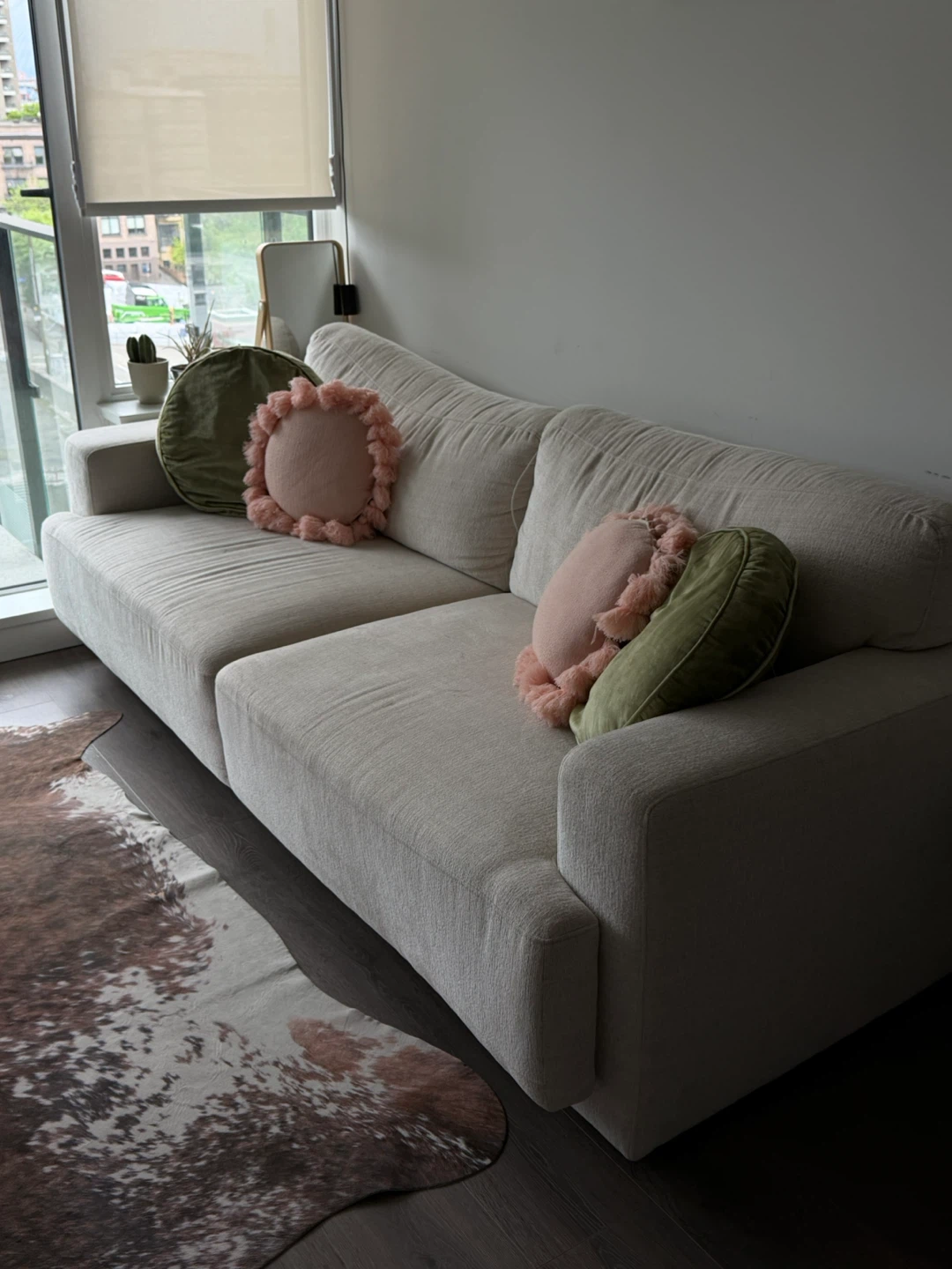 Cream Sofa - photo 2