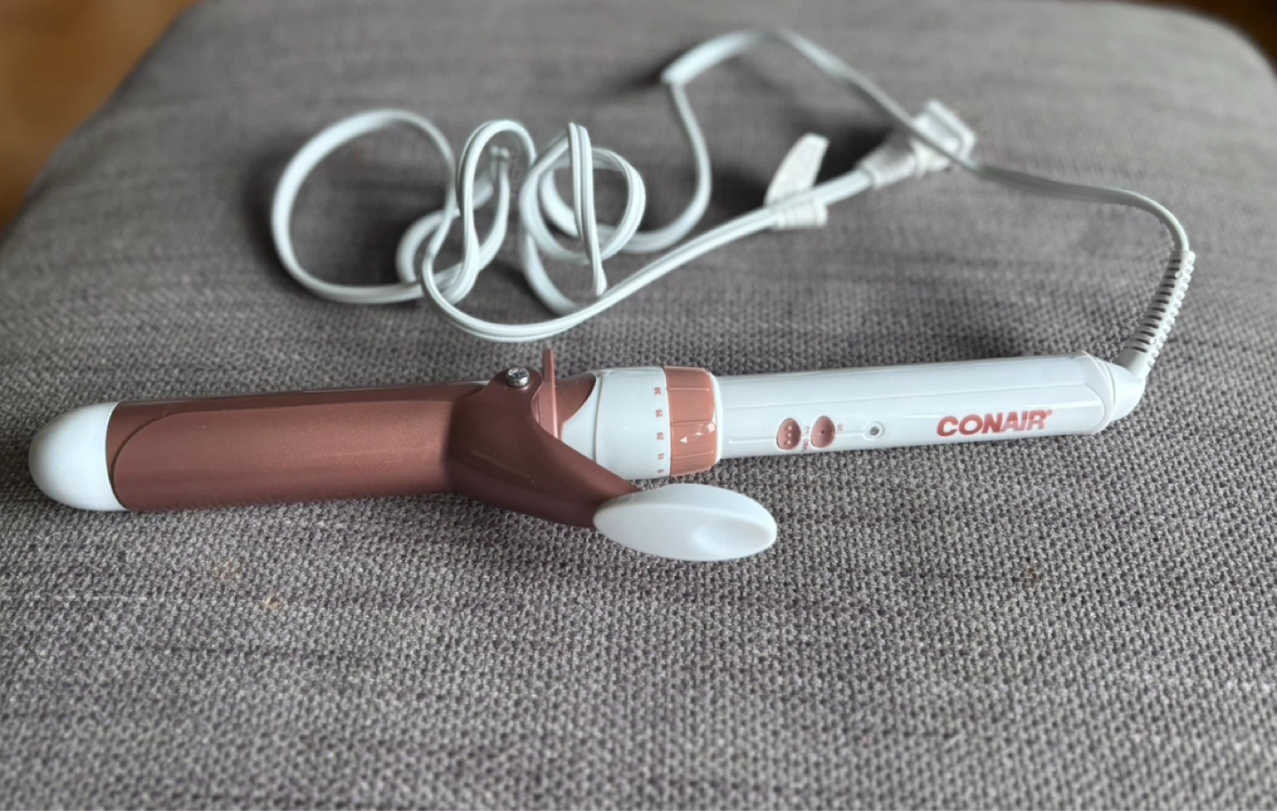 Conair 1 1/4 inch Curling Iron Rose Gold