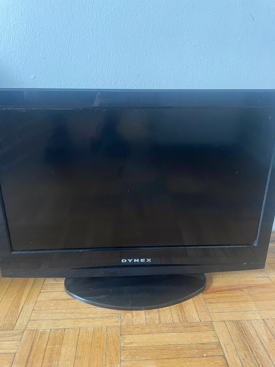 Dynex 24" Flat Screen TV