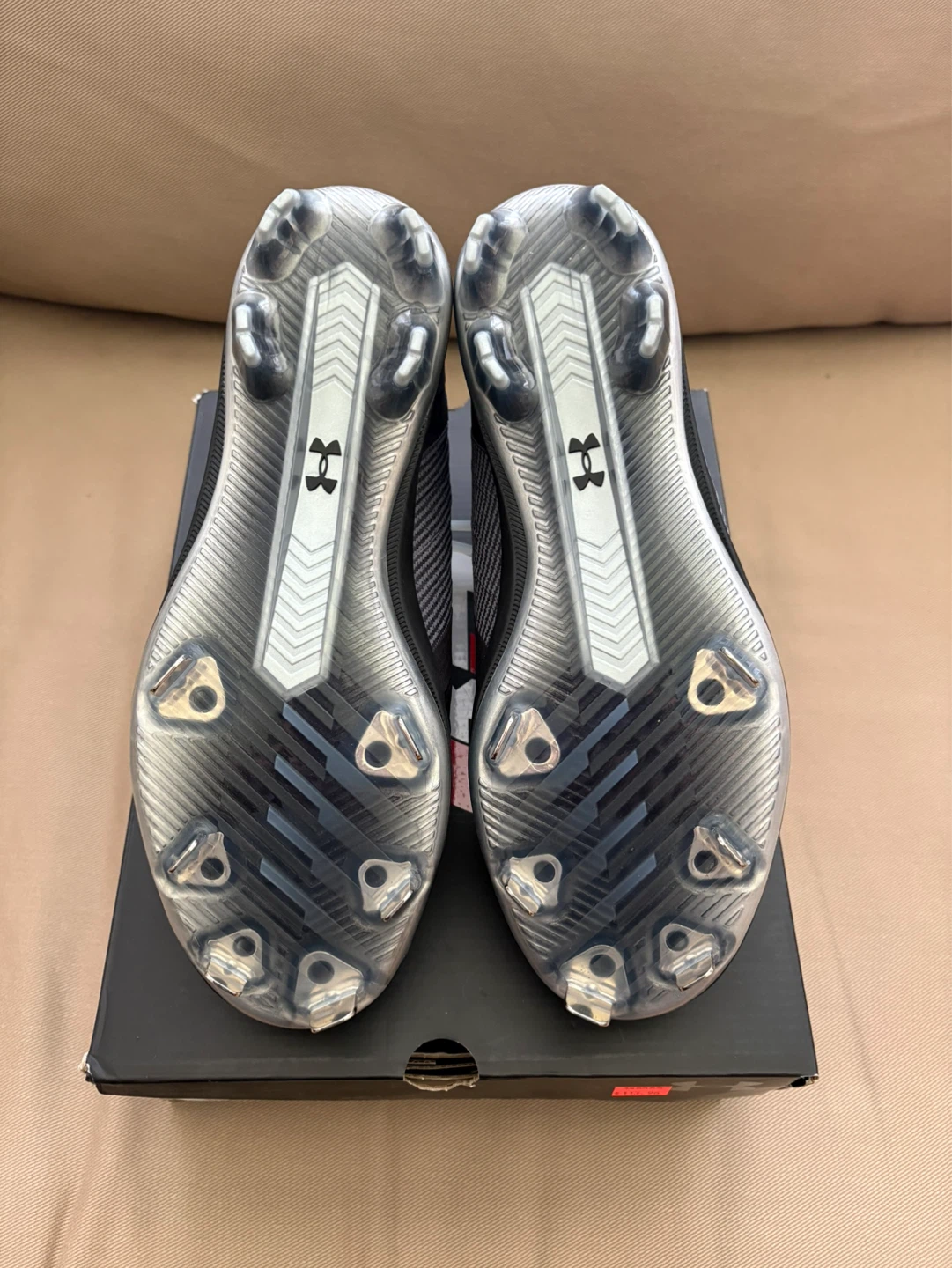 Under Armour Baseball Cleats - photo 2