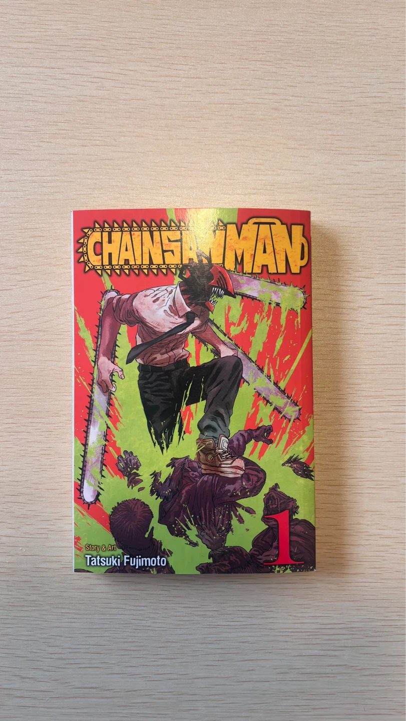 Chainsaw Man Manga Volumes 1 & 10 - photo 3