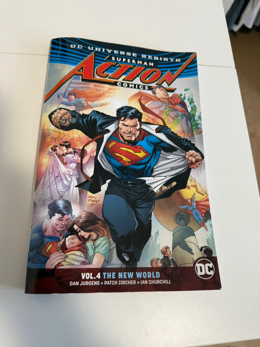 Action Comics Superman Vol. 4 The New World - photo 2