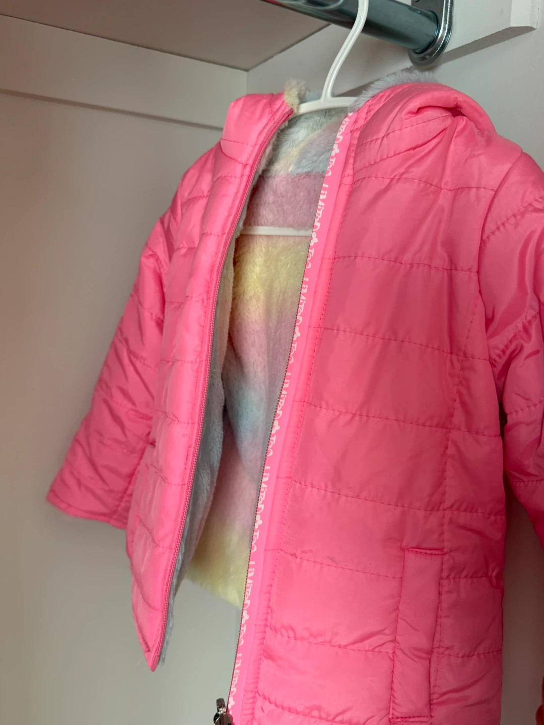 Puffer Jacket with Rainbow Tie-Dye Lining