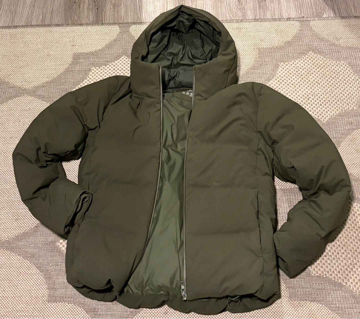 UNIQLO Seamless Down Jacket - Size S - Excellent Condition