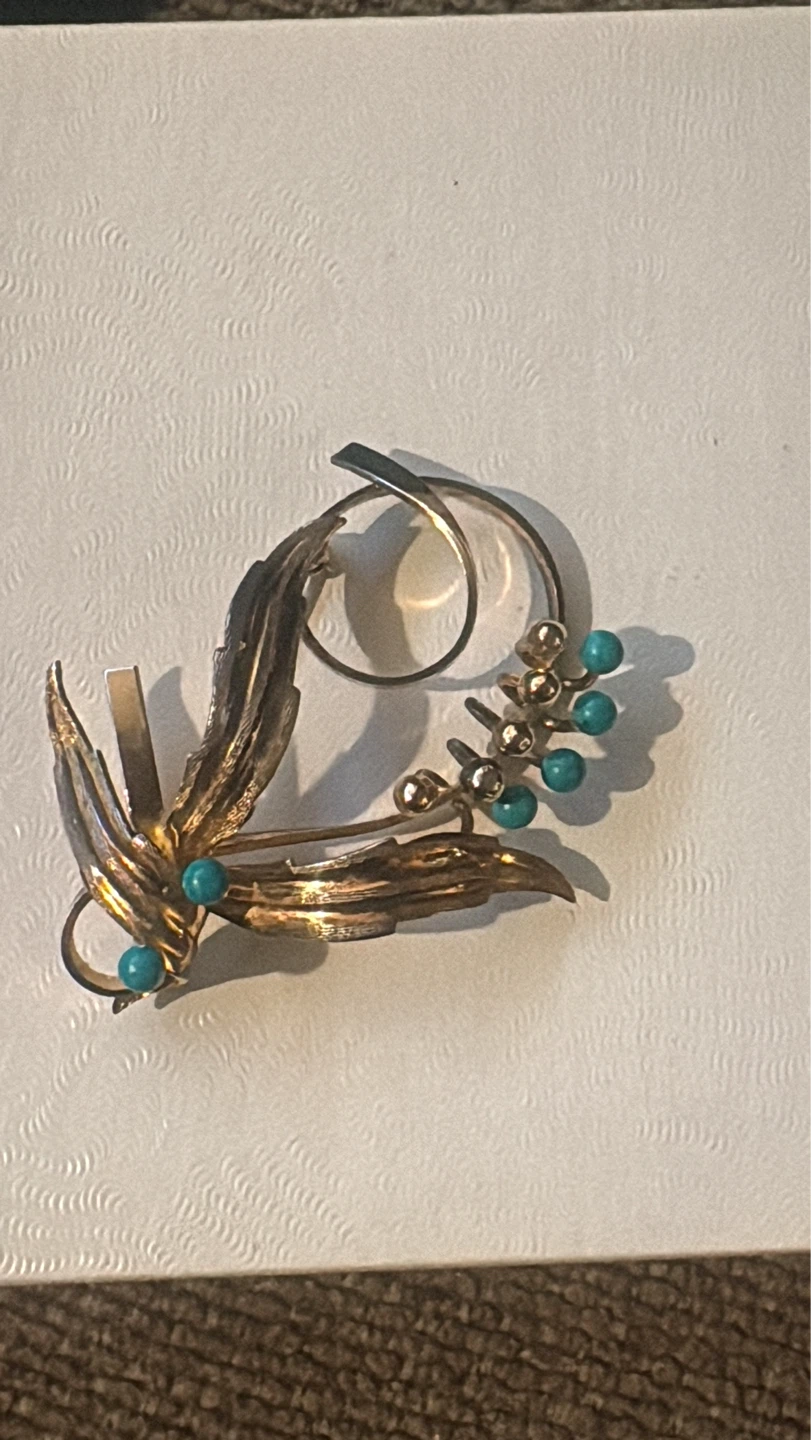 Vintage Floral Brooch with Turquoise Accents - photo 3