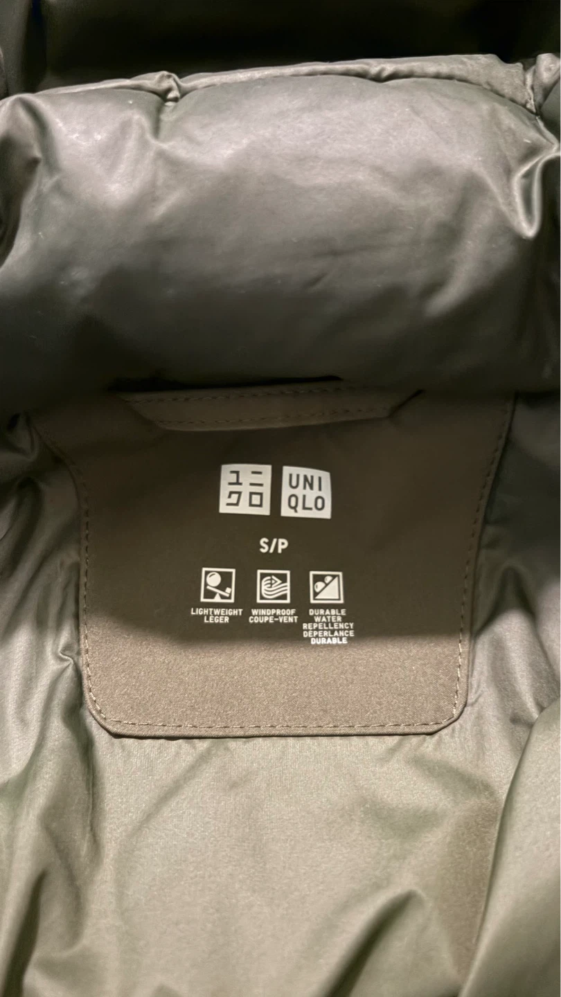 UNIQLO Seamless Down Jacket - Size S - Excellent Condition - photo 3