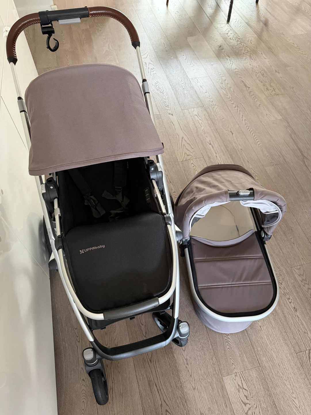 UPPAbaby Vista v2 Stroller with Bassinet and piggyback