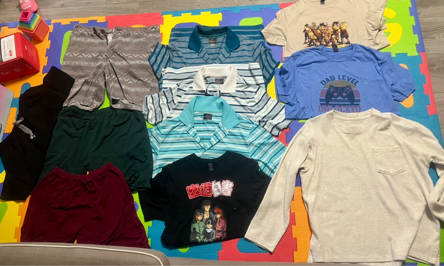Assorted Men's Clothing Bundle (Medium Size) - photo 2