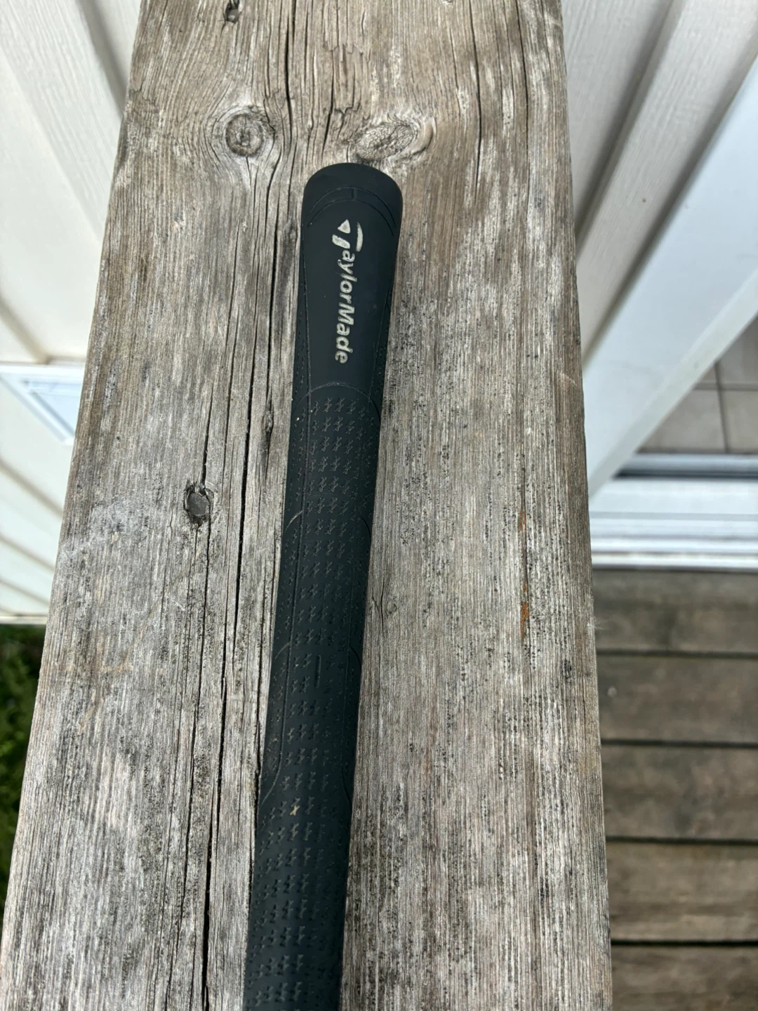 TaylorMade 320 Ti 9.5 Driver - photo 3