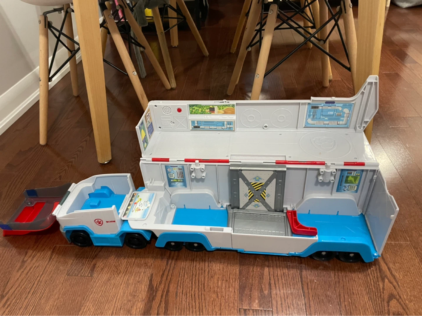 Paw Patrol The Movie Mighty Lookout Tower Playset - photo 3