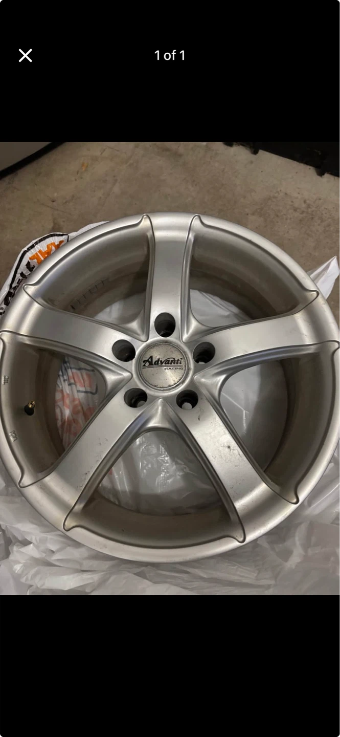 Advanti Racing Silver Alloy Rims