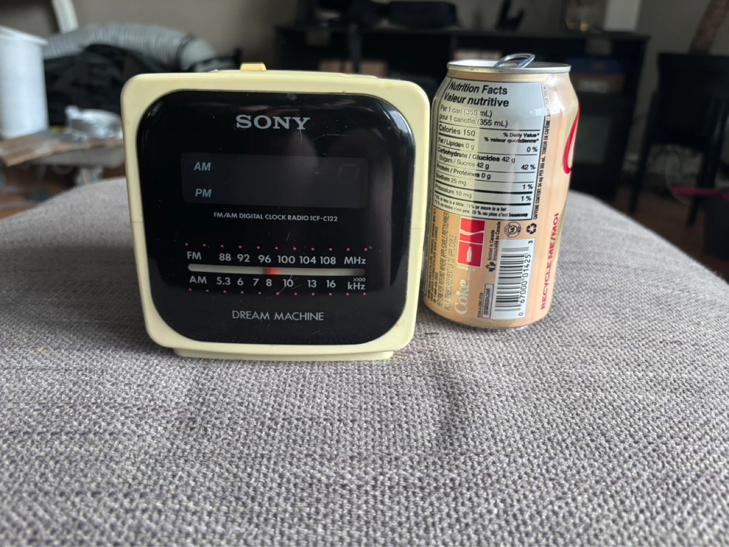Sony Dream Machine FM/AM Digital Clock Radio ICF-C122 - photo 3