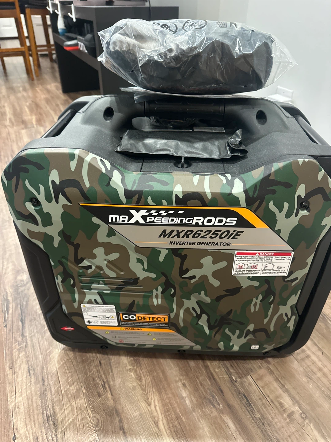 MAXPEEDINGRODS MXR6250IE Inverter Generator - photo 2