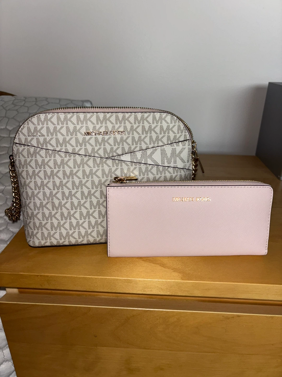 Michael kors purse and wallet - photo 3