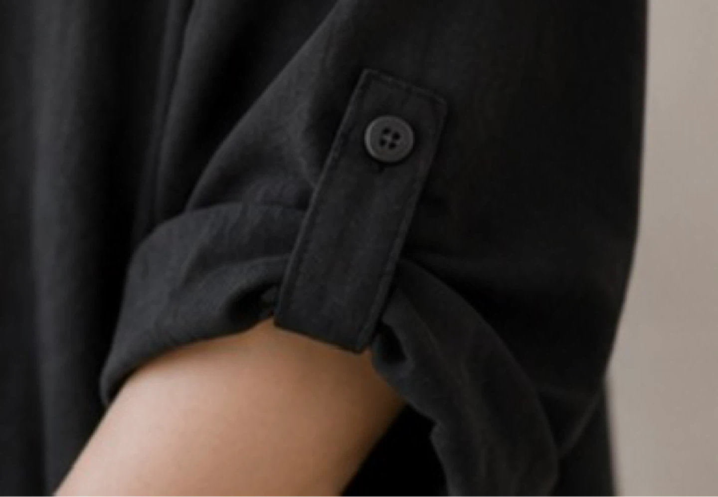 Brand new) Black Floral Lace Blouse - photo 3