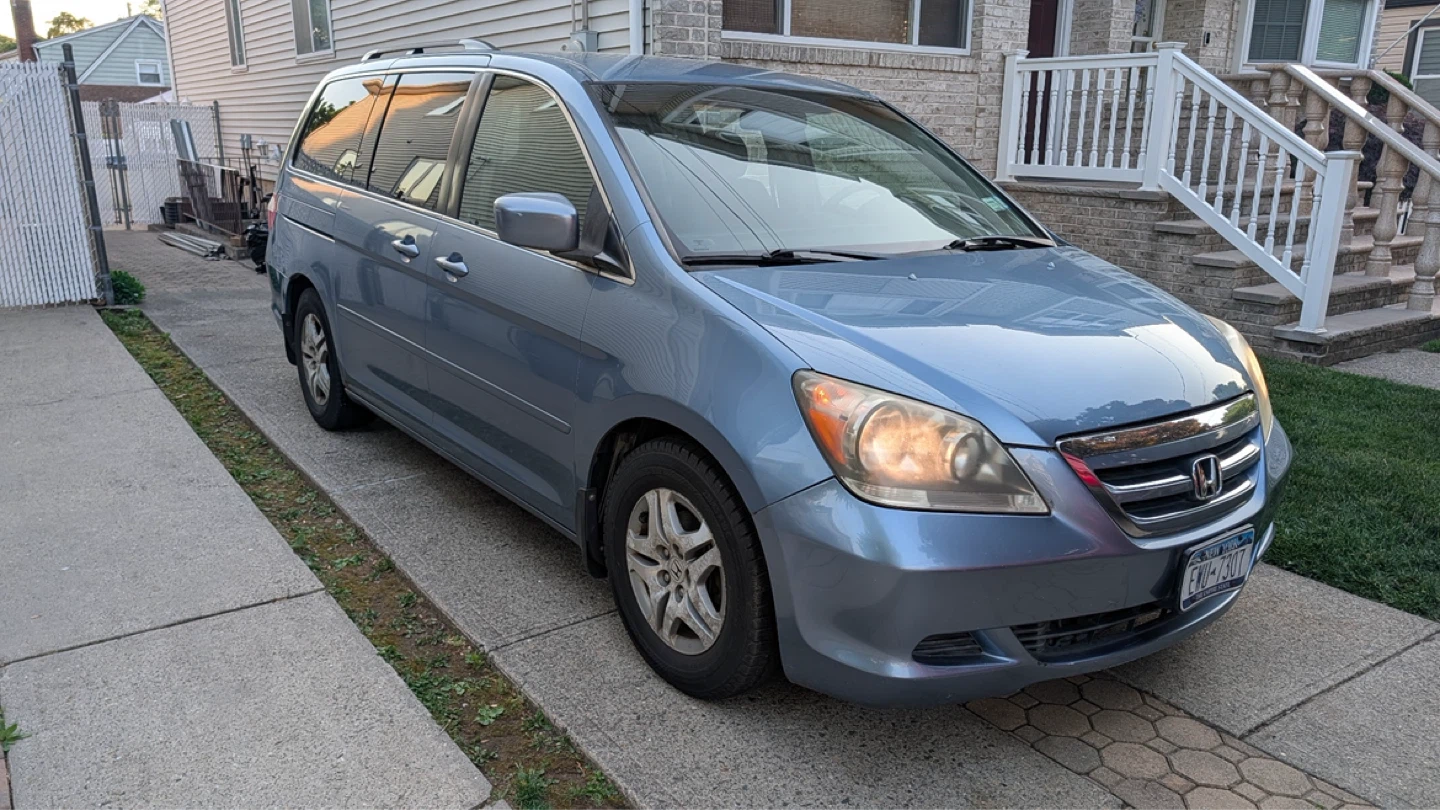 2006 Honda Odyssey - photo 2
