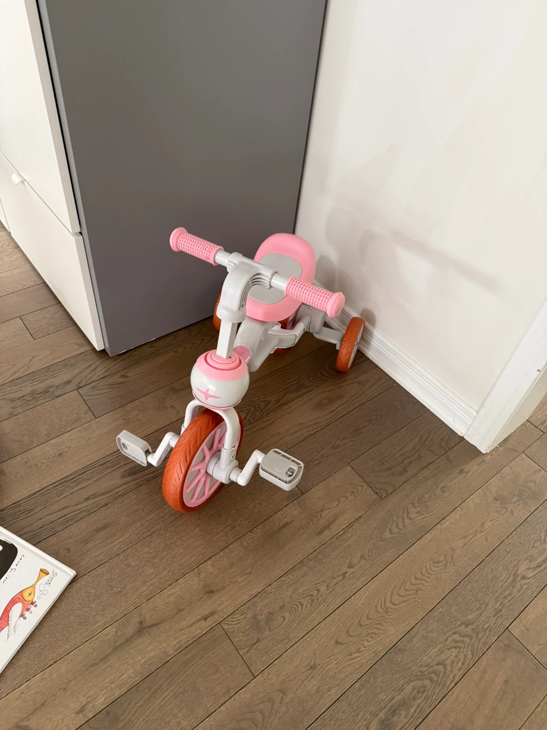 Pink and White Kids Tricycle - photo 2