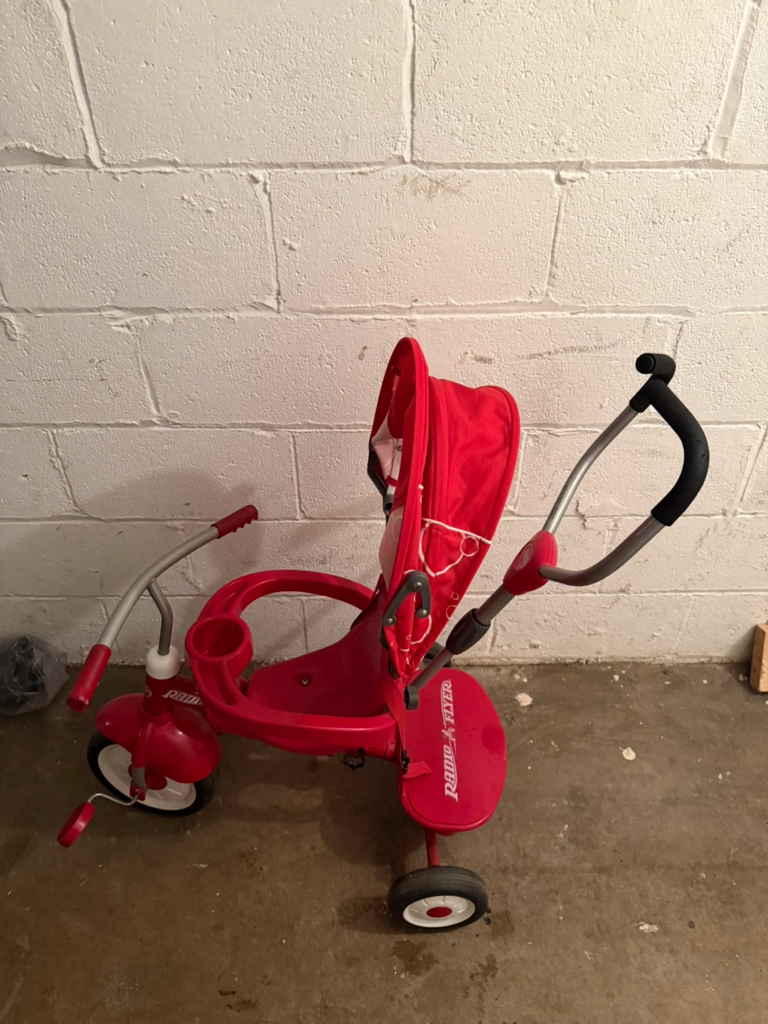 Radio Flyer Red Tricycle with Canopy and Parent Handle - photo 2