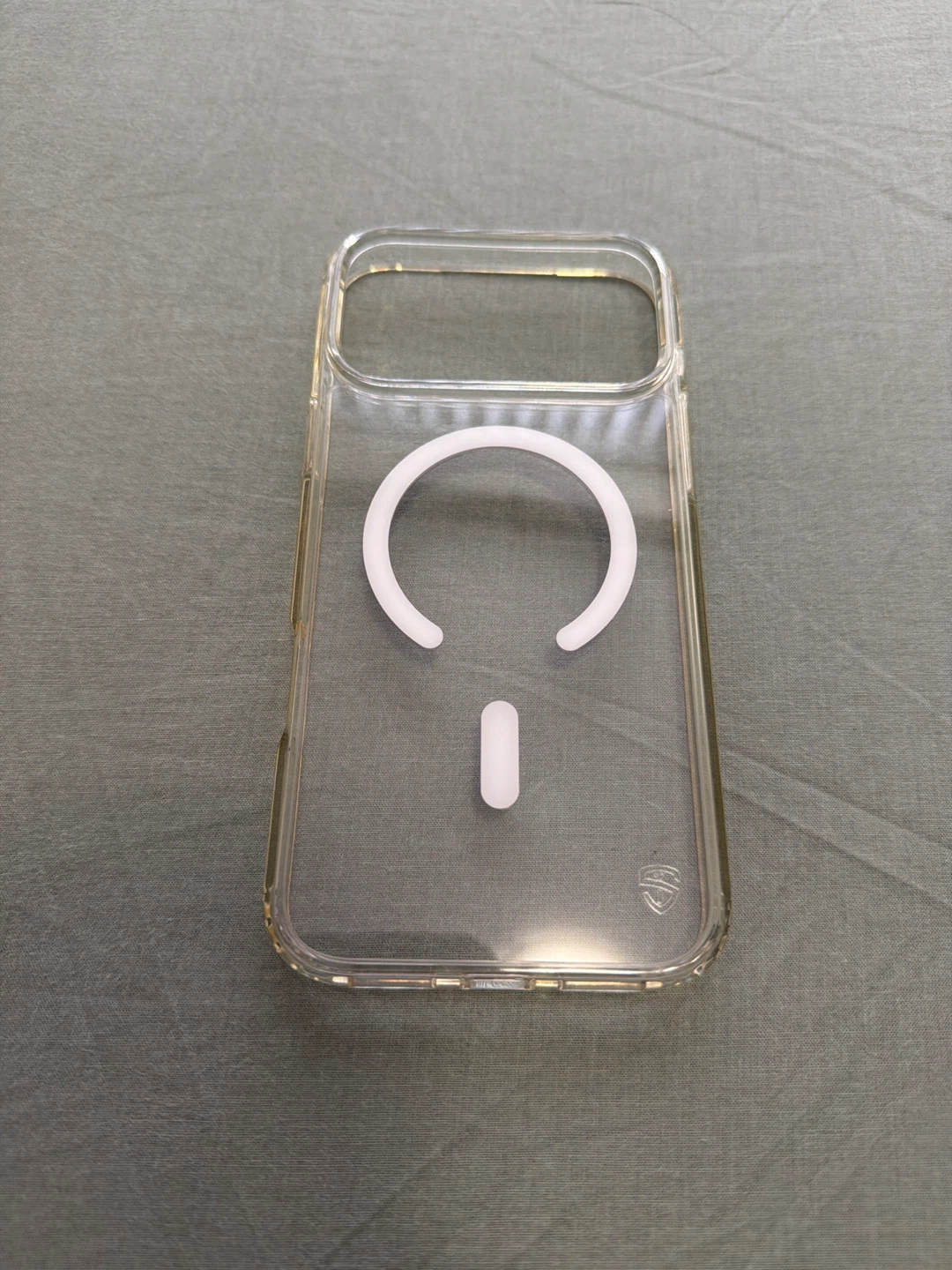 Clear MagSafe iPhone 17 Pro Max case