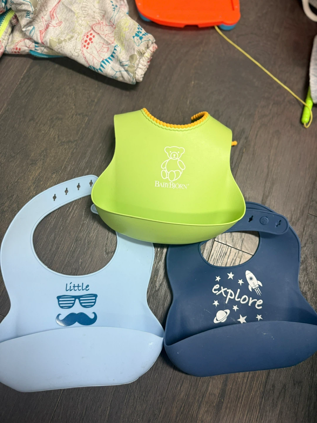 BabyBjörn and 2 Silicone Bibs