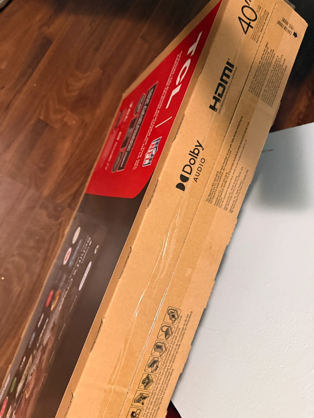 TCL 40" QLED TV - photo 3