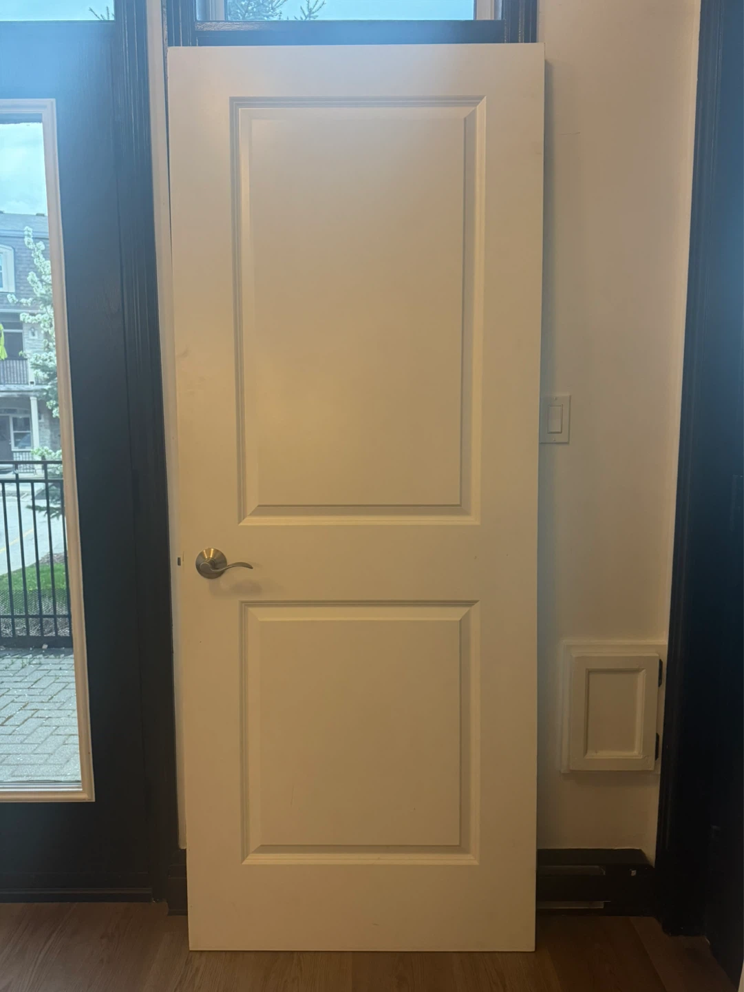 White Interior Door with Lever Handle and Hinges