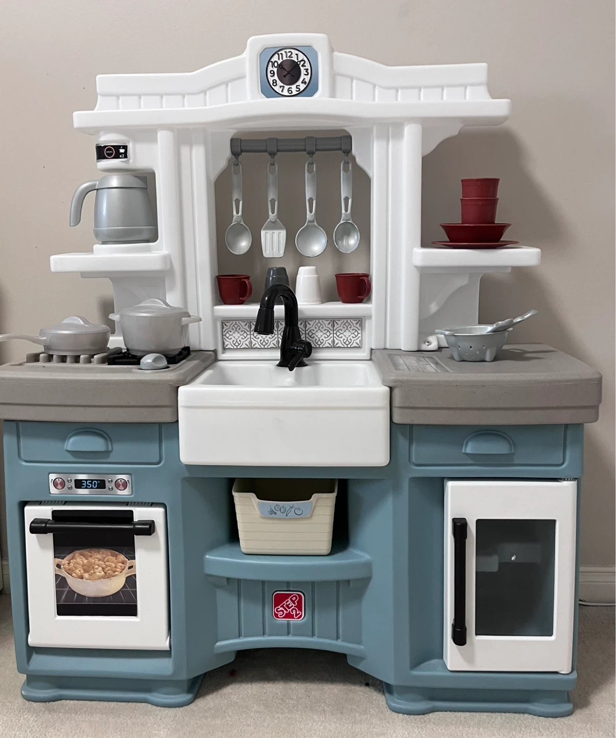 Step2 Timeless Trends Kids Kitchen Playset