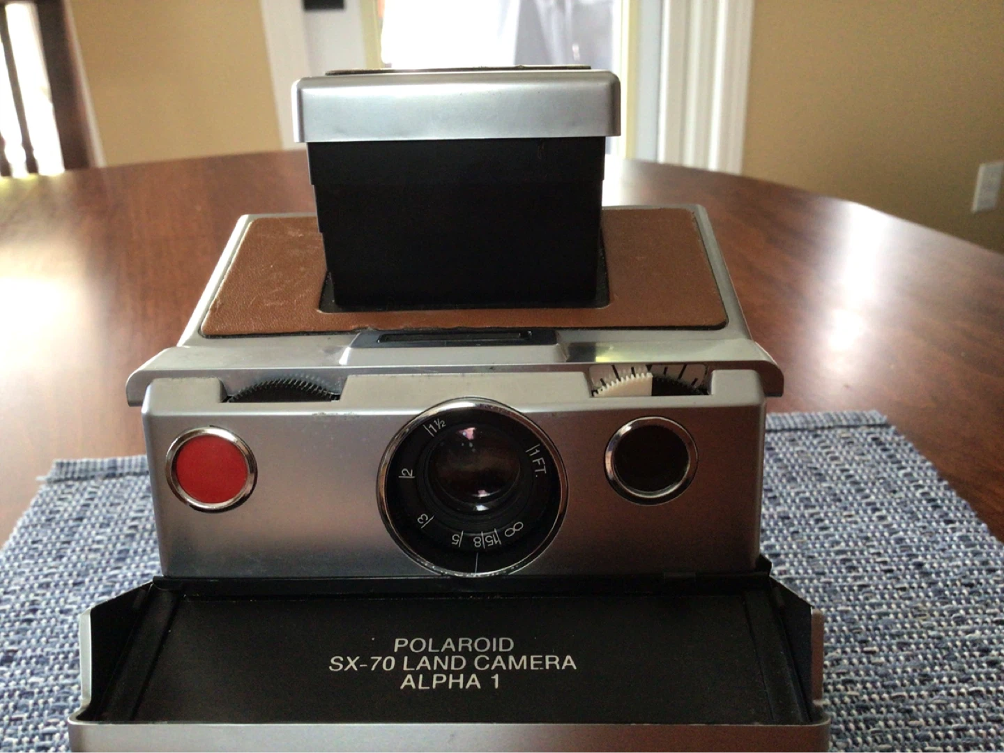 Polaroid SX-70 Land Camera Alpha 1