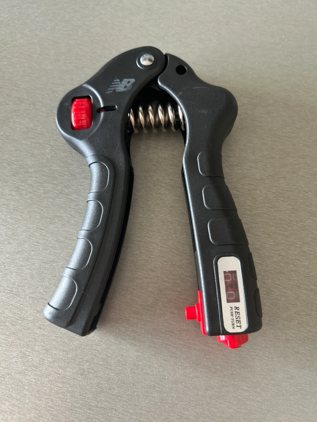 New Balance Hand Grip Strengthener with Counter