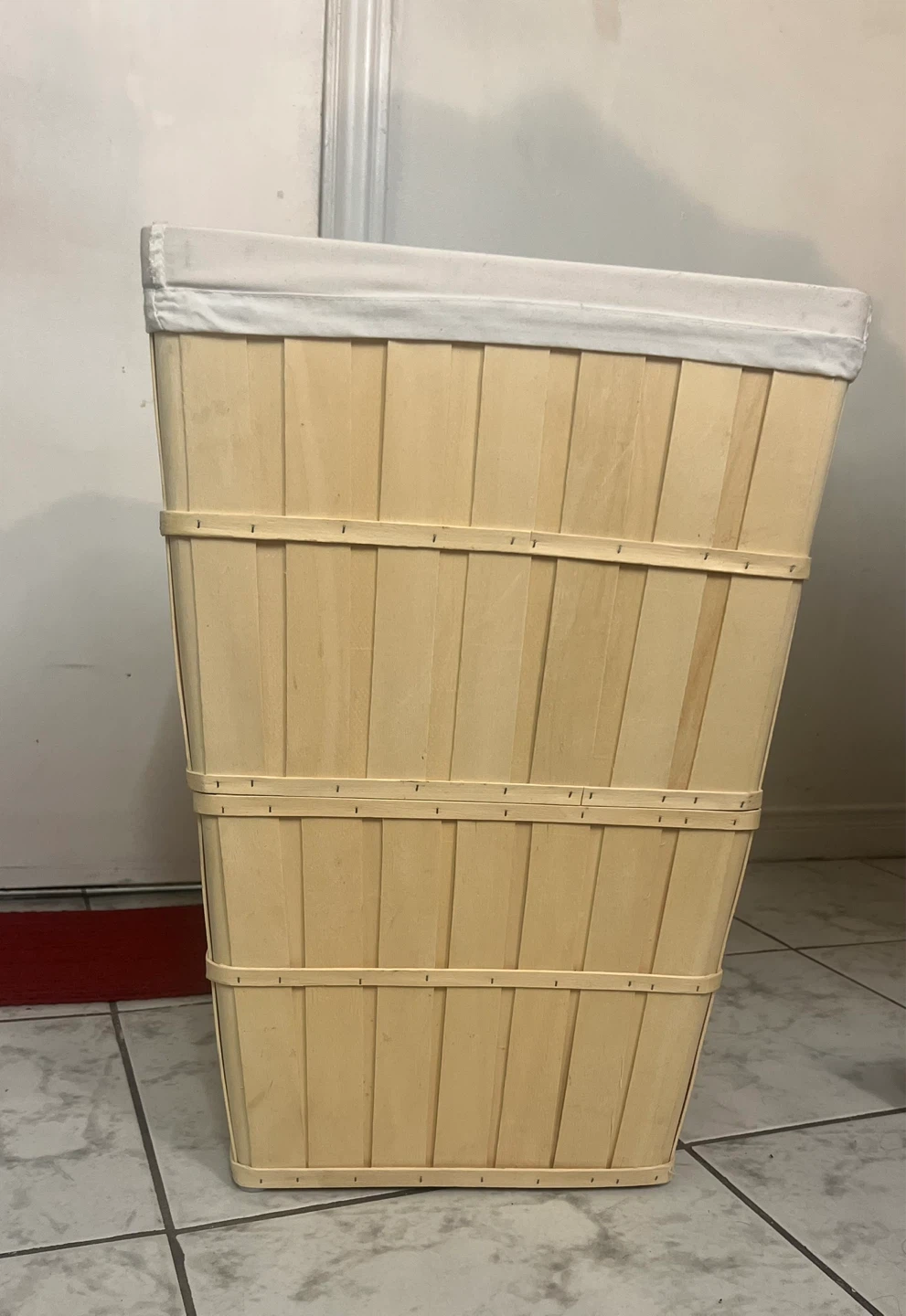 Elegant Collapsible Wooden Laundry Basket for a Stylish Home