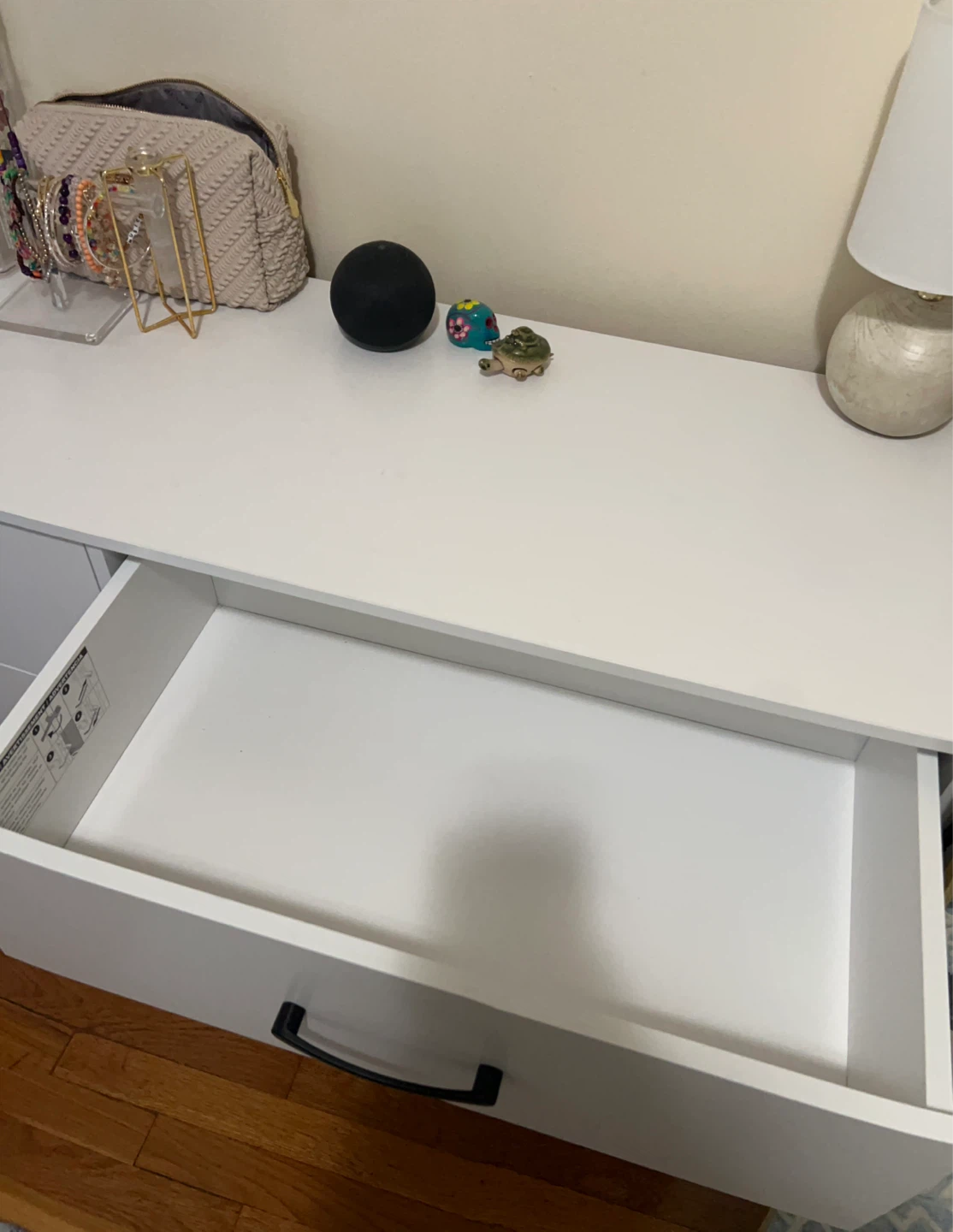 White 6-Drawer Dresser - photo 2