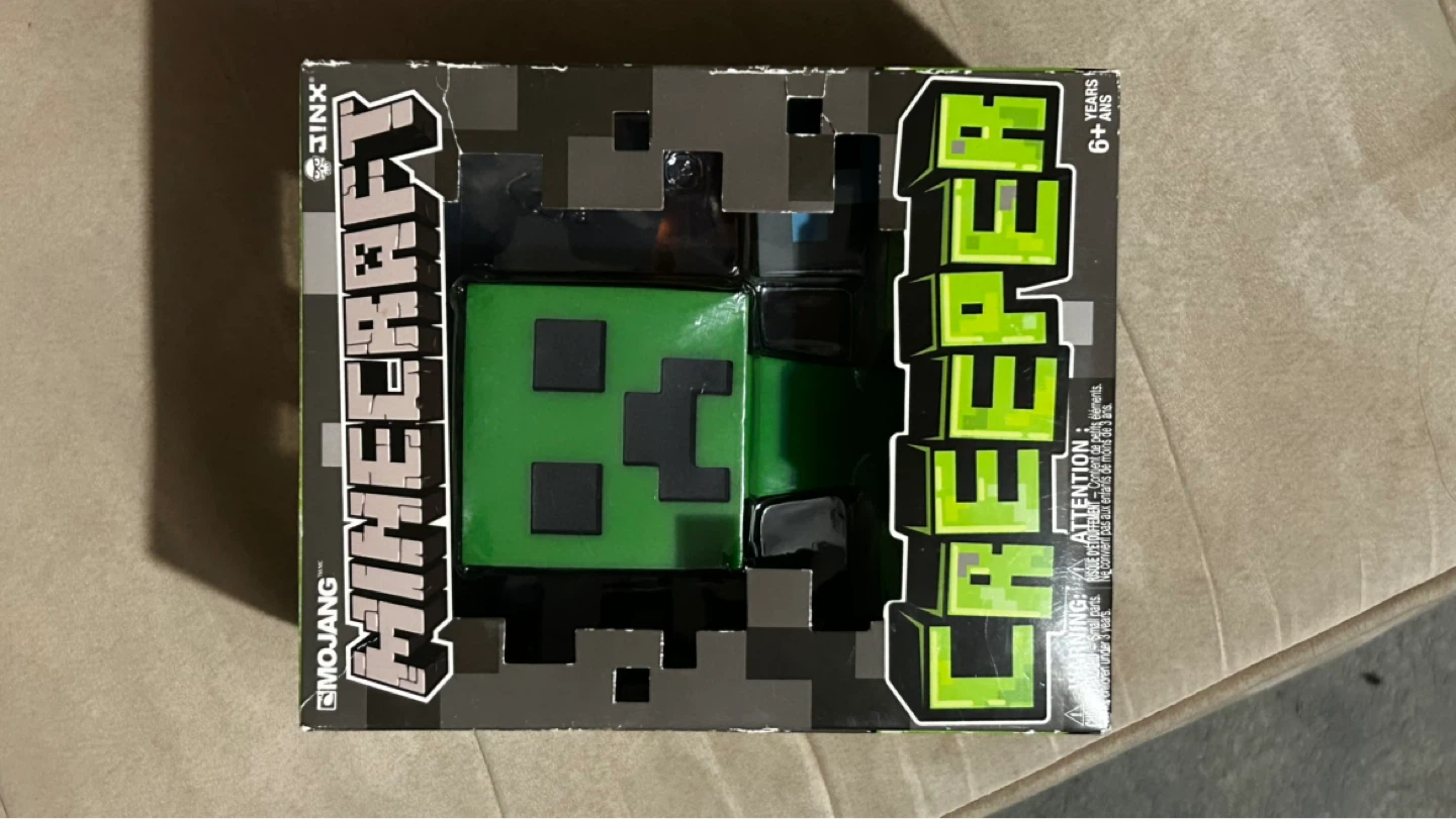 Minecraft Creeper Figurine - photo 2