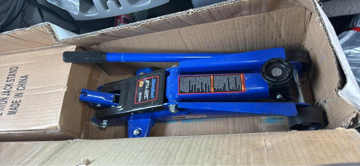 Duralast 2.5 Ton Hydraulic Floor Jack and Jack Stands Set - photo 4
