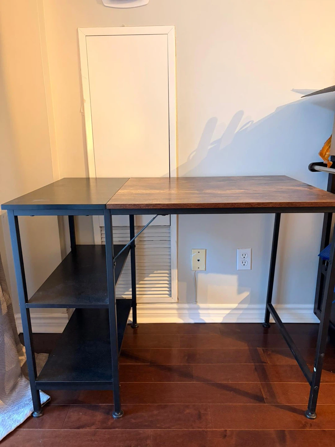 Desk with Shelves - photo 2