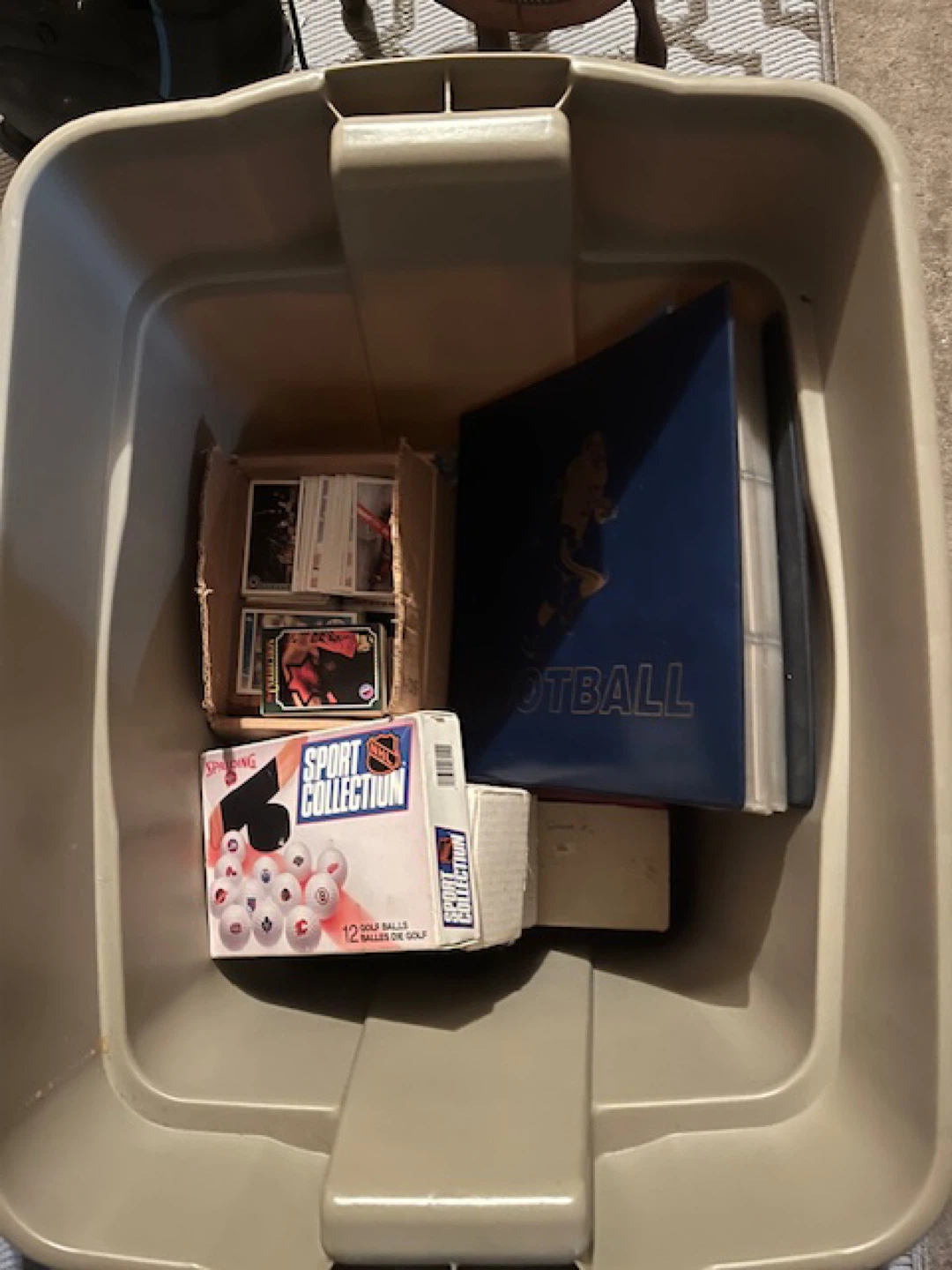 Spalding Sport Collection Golf Balls & Trading Cards