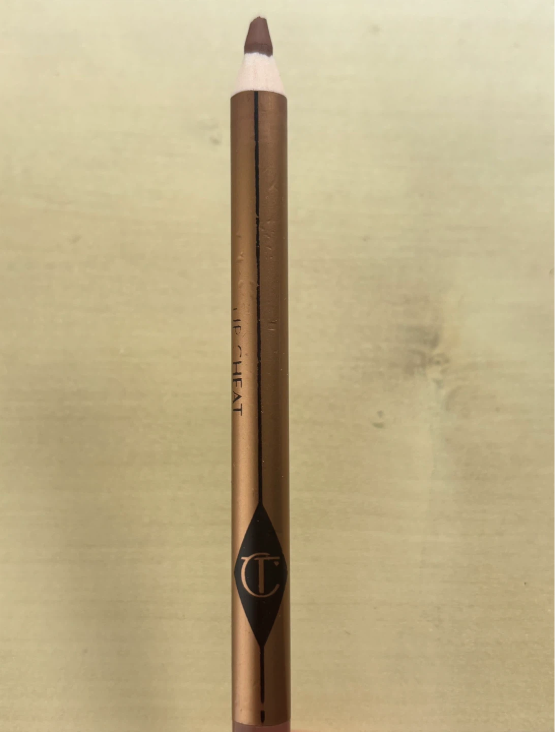 Charlotte Tilbury lip cheat - photo 3