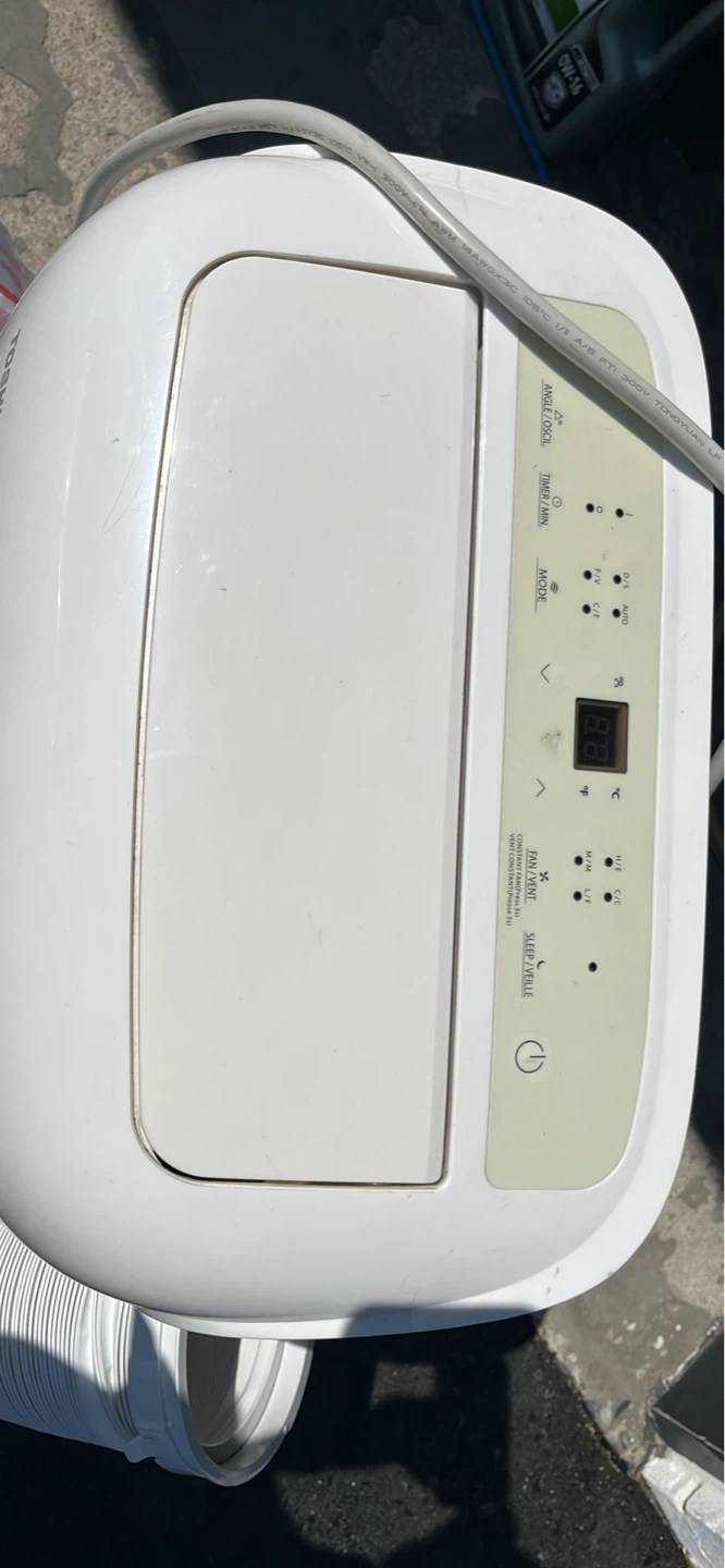 12kbtu Toshiba Portable Air Conditioner - photo 2
