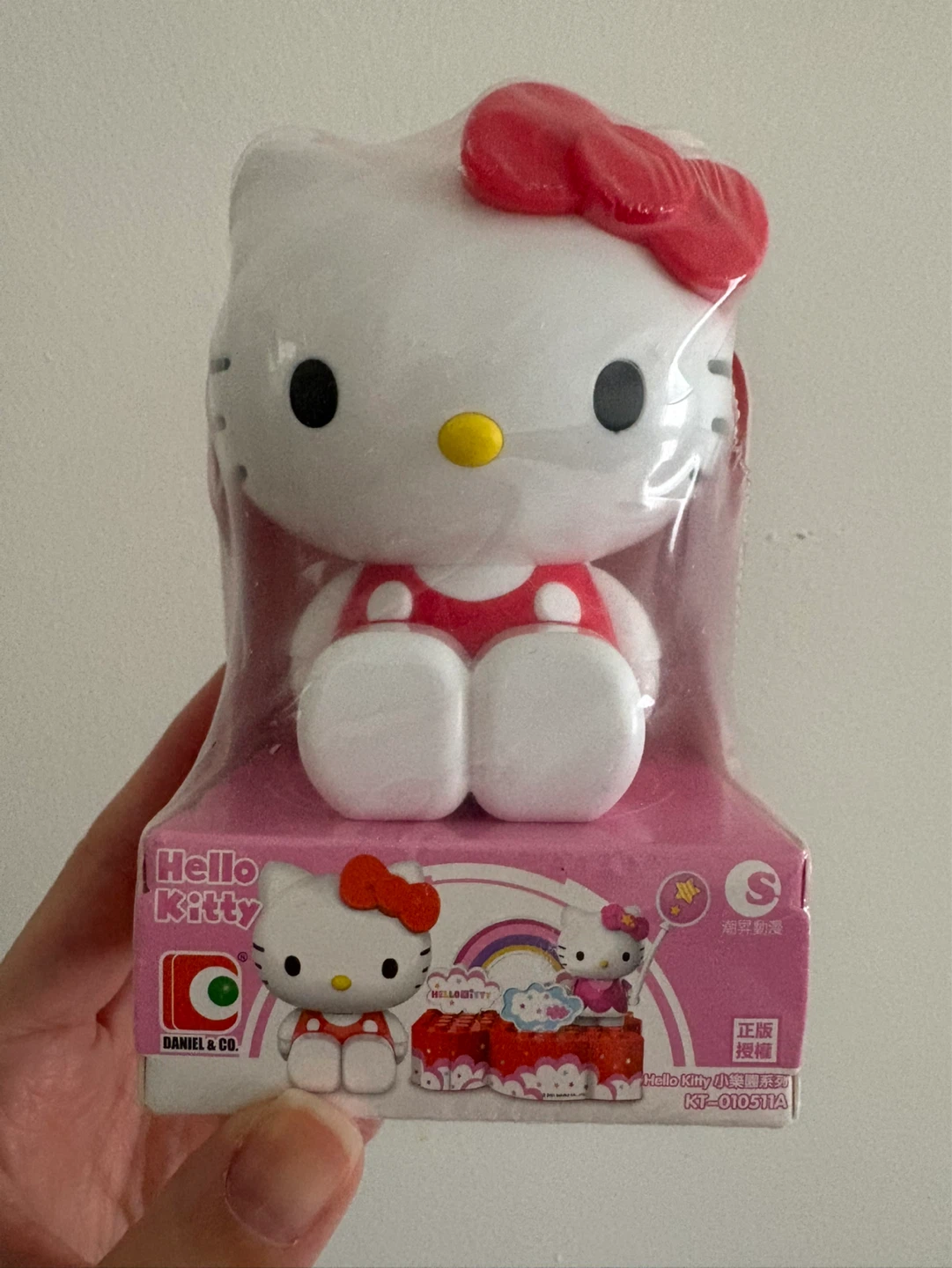 Hello Kitty Figure