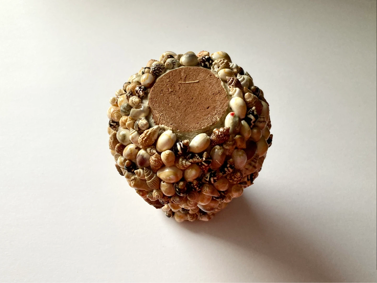 Vintage Shell Art Vase - photo 3