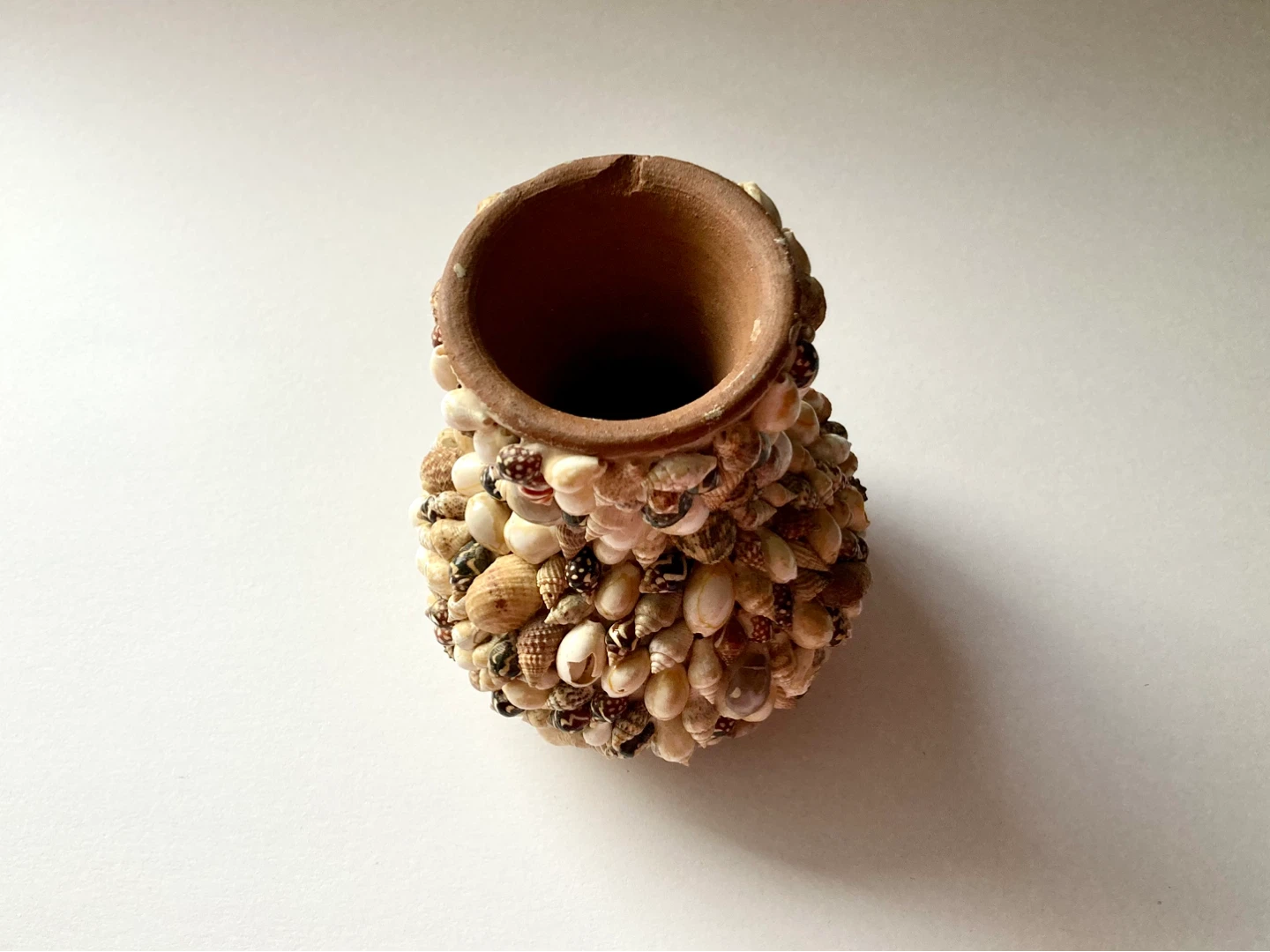 Vintage Shell Art Vase - photo 2