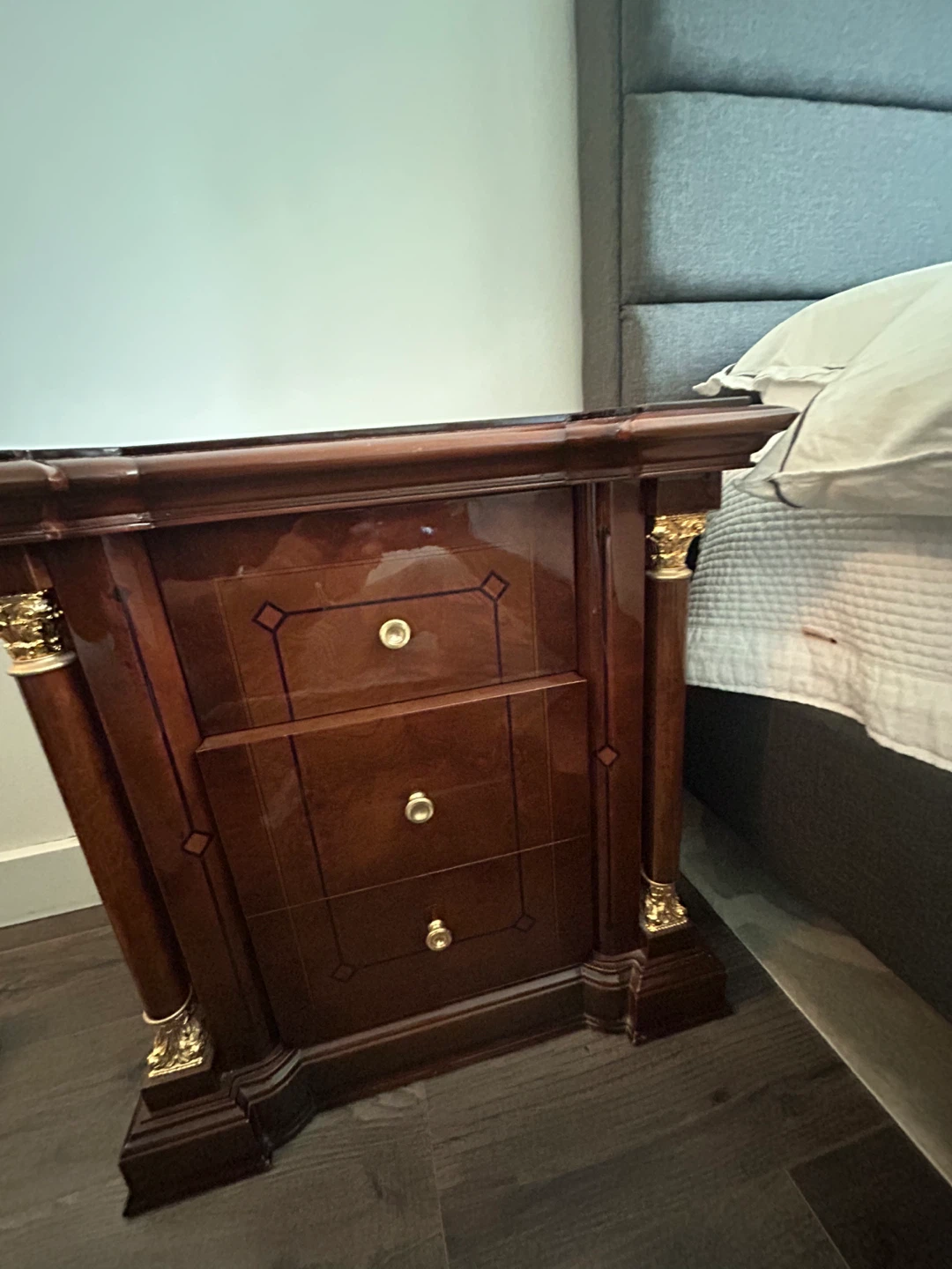Solid Wood Dresser with Mirror - photo 2