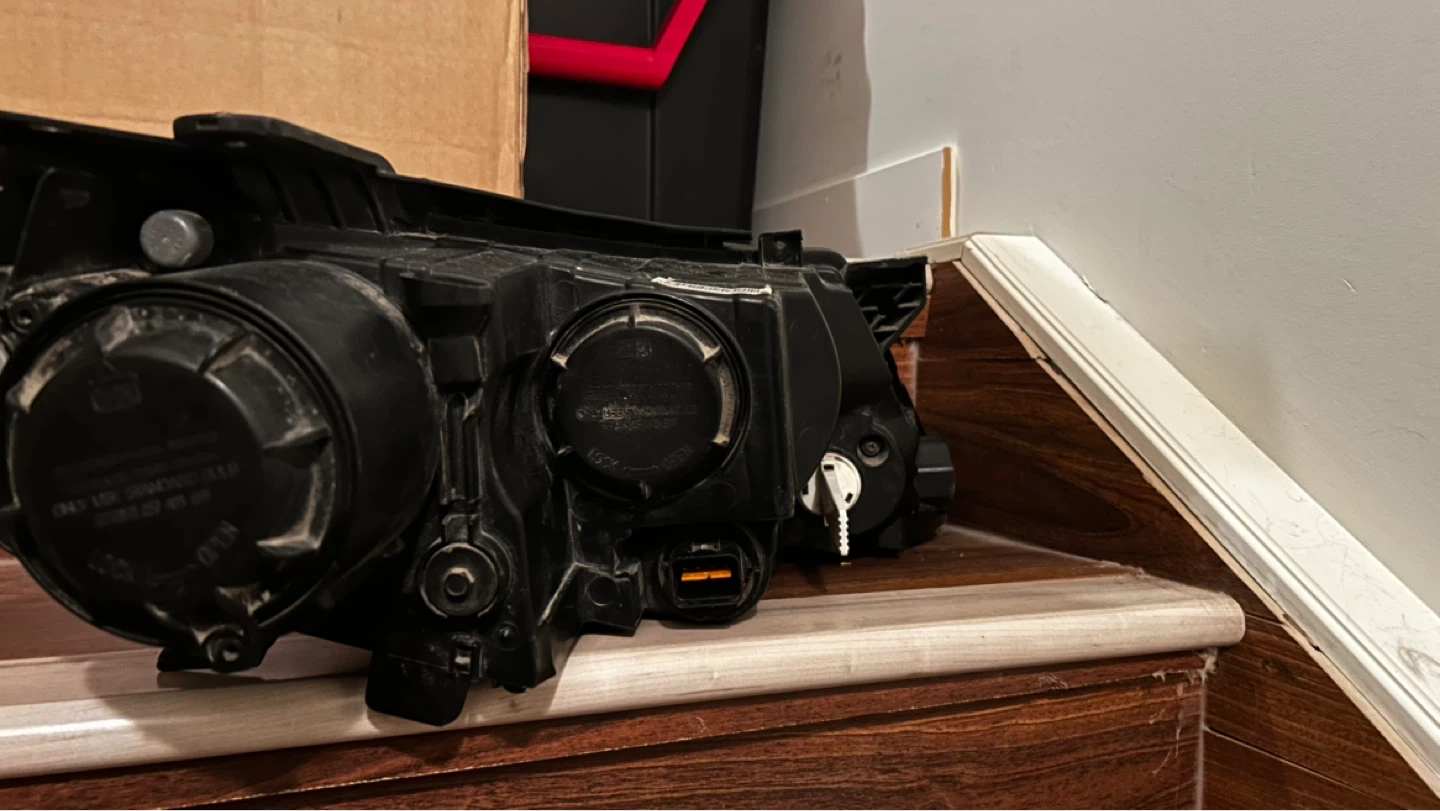 2011 - 2014 Kia optima Headlight Assembly - photo 3