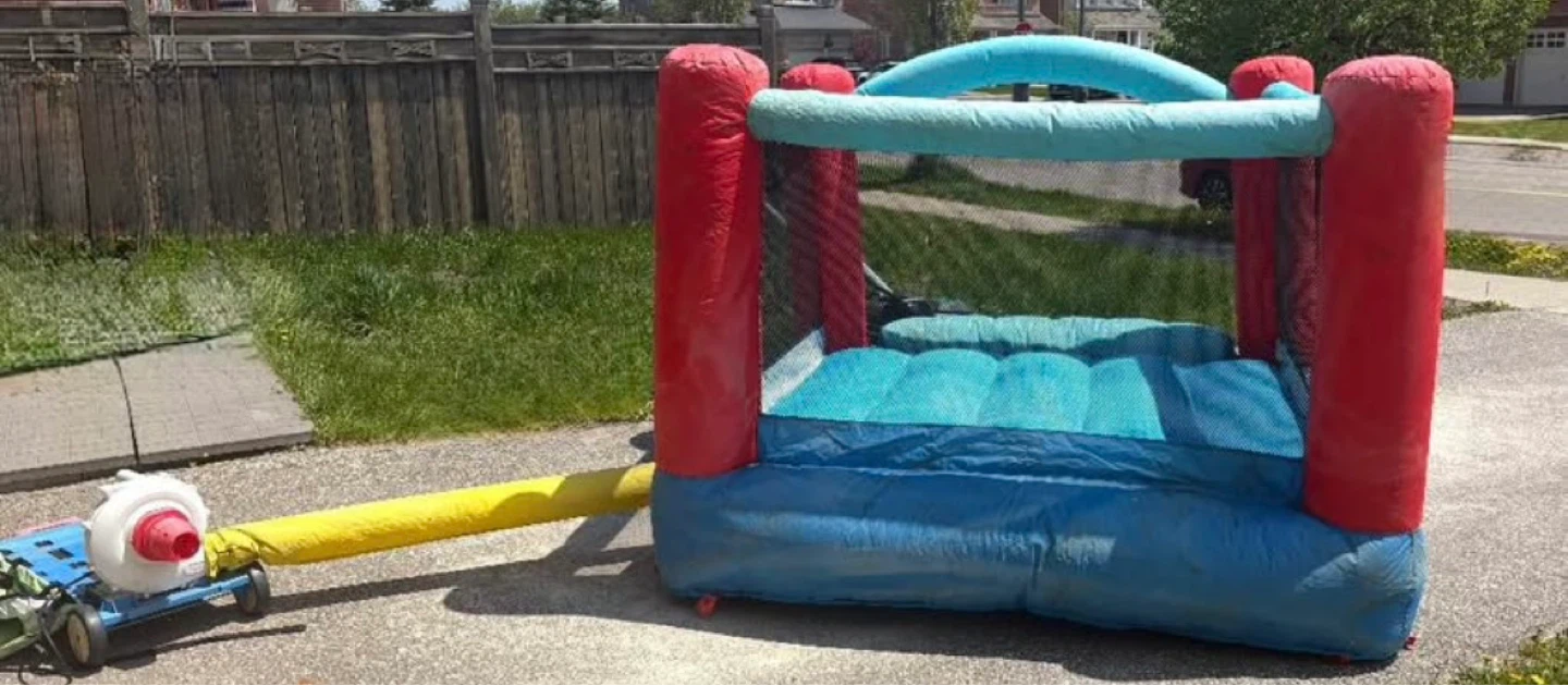 Little Tikes Inflatable Bounce House with Blower - photo 3