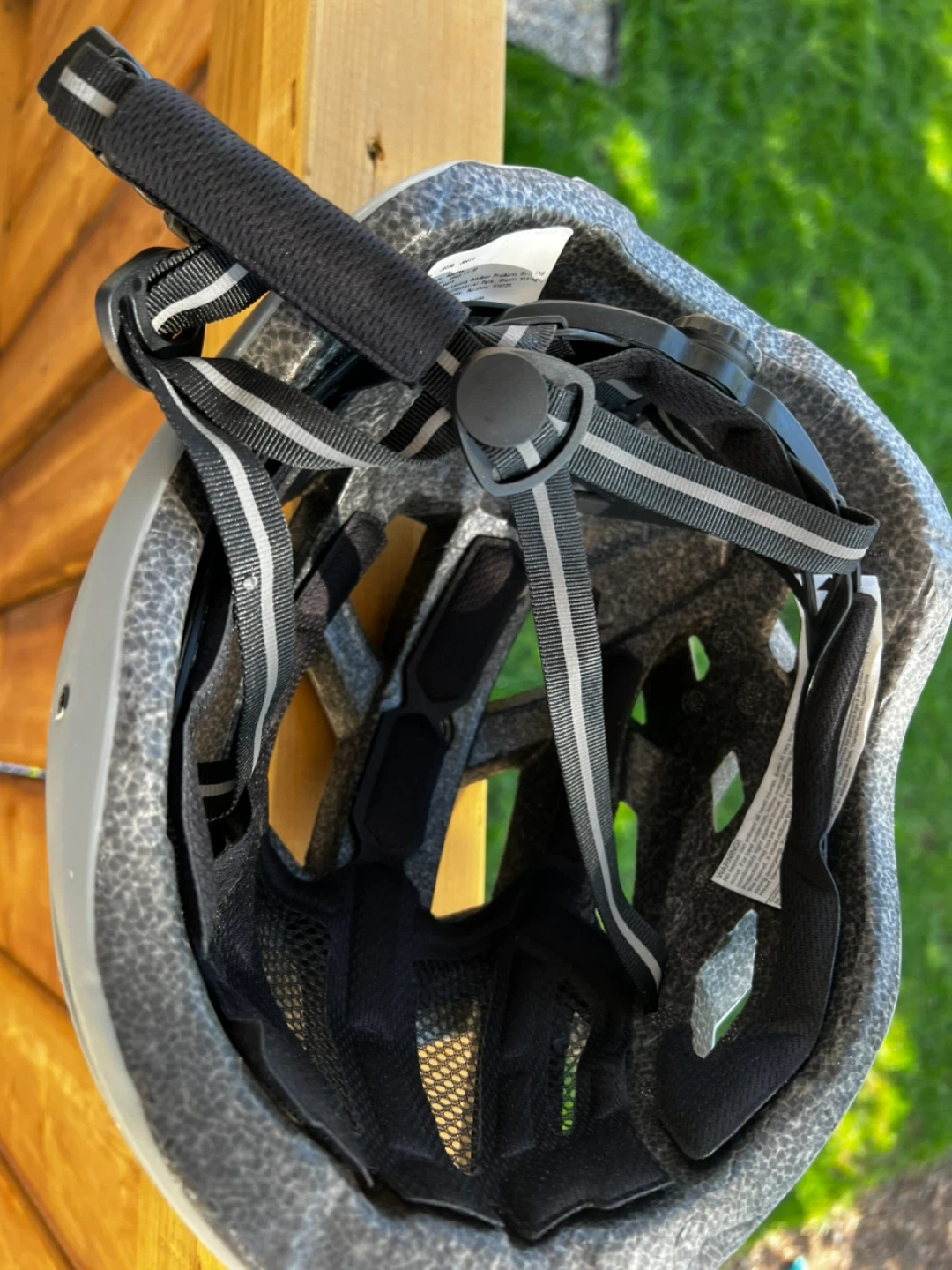 Bike Helmet Size L – Excellent Condition - photo 3