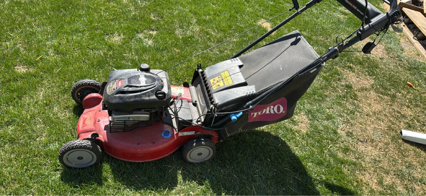 Toro Personal Pace Self-Propelled Lawn Mower - photo 2