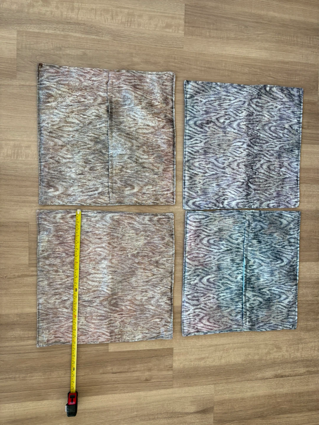 Set of 4 Napkins - Abstract Print