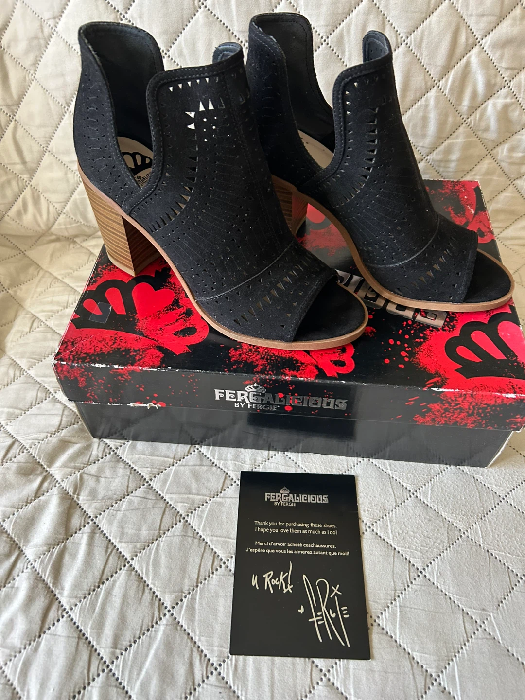 Fergalicious by Fergie Rattle Black Booties Size 7 - photo 3