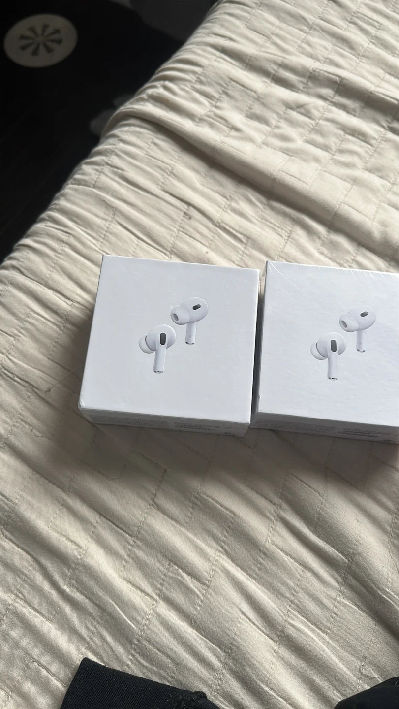 Apple AirPods Pro (2nd Generation) - New in Box